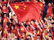 九游:足球报谈U16国足夺冠：进攻多点开花，防线短板造战术选择困境