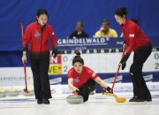 九游体育下载:中国女子冰壶队世锦赛夺铜直通冬奥会